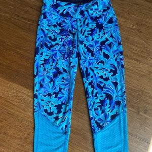 Lilly Pulitzer Luxletic Weekender Midi Leggings - Color: Blue | Size: S